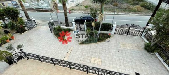 Propiedad comercial de 4 dormitorios en Pyla, Cyprus No. 67360 14