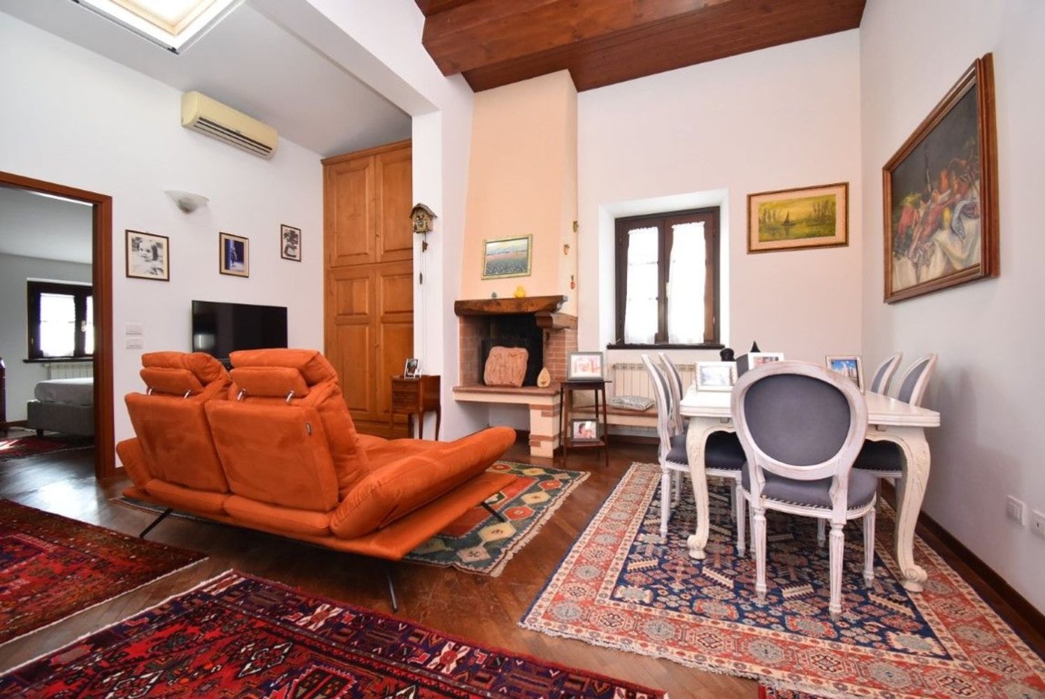 7 bedrooms House in Pietrasanta, Italy No. 369843