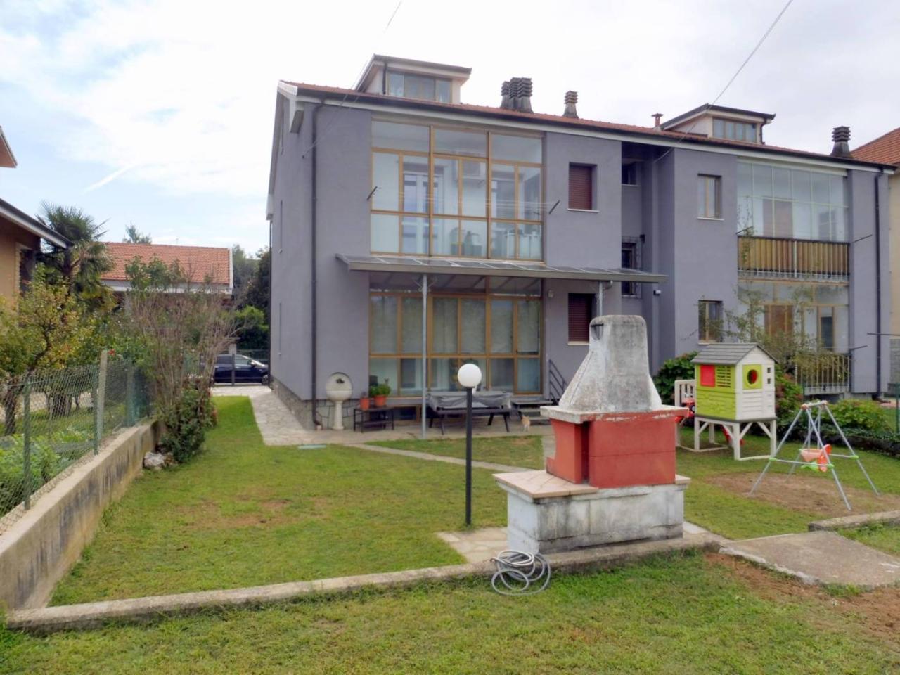 9 rooms Villa in Orbassano, Italy No. 118364