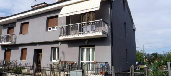 9 rooms Villa in Orbassano, Italy No. 118364 4