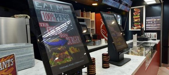 55m² Commercial property in Thionville, France No. 304729 5