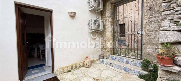 Edifício de 5 divisões em Erice, Italy N.º 226211 35