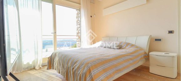 3 bedrooms Villa in Salò, Italy No. 102408 4