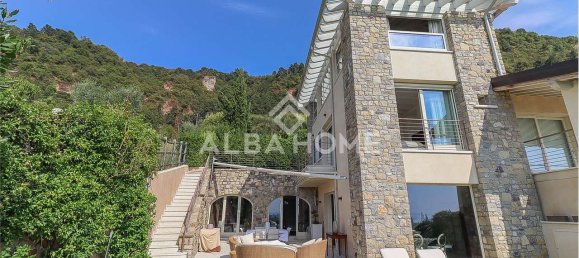 3 bedrooms Villa in Salò, Italy No. 102408 20
