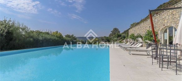 3 bedrooms Villa in Salò, Italy No. 102408 21