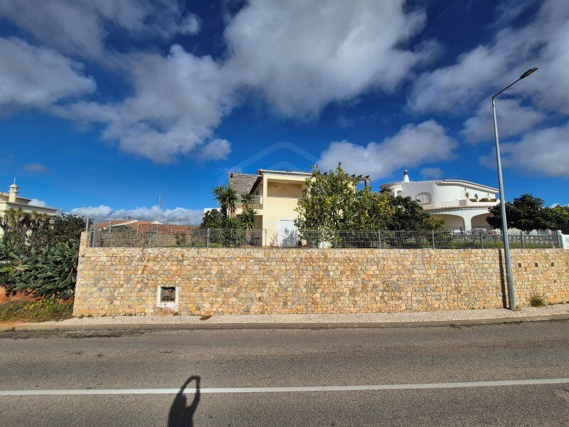 3 bedrooms Villa in Portimao, Portugal No. 113925