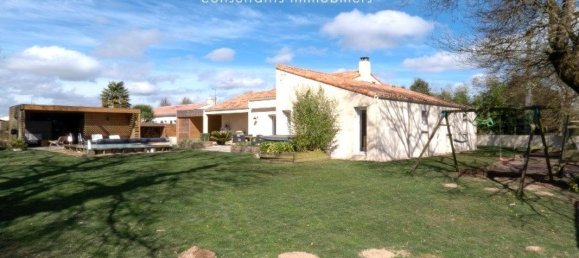 3 bedrooms House in La Boissiere-des-Landes, France No. 102665 13