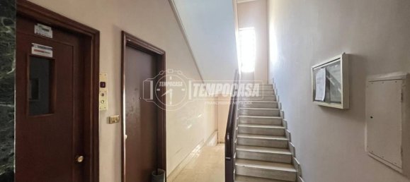 1 bedroom Apartment in Turin, Italy No. 301619 3
