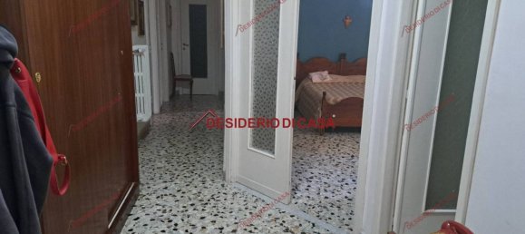 3 bedrooms Apartment in Palermo, Italy No. 45546 6