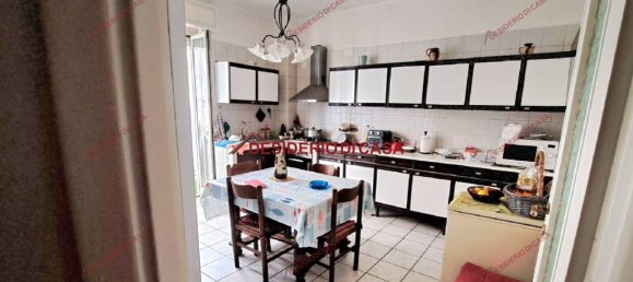 3 bedrooms Apartment in Palermo, Italy No. 45546 9
