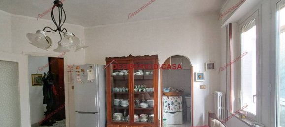 3 bedrooms Apartment in Palermo, Italy No. 45546 3