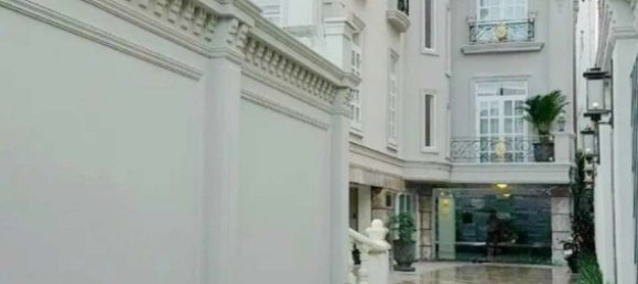 557m² Villa in District 7, Vietnam No. 9747 6