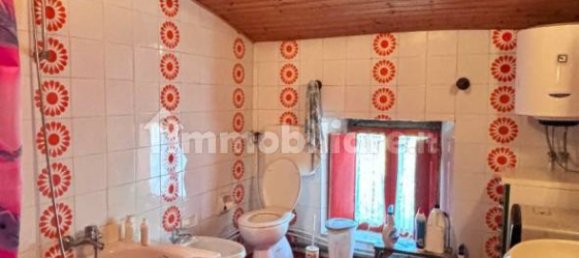 4 Schlafzimmer Haus in Talla, Italy, Nr. 137120 11