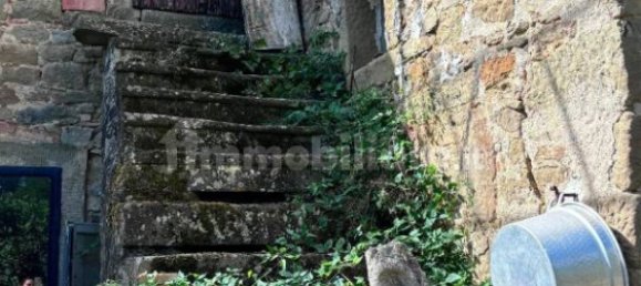 4 Schlafzimmer Haus in Talla, Italy, Nr. 137120 21