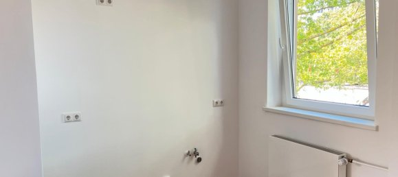 Apartamento de 1 dormitorio en Gropiusstadt, Germany No. 296428 4