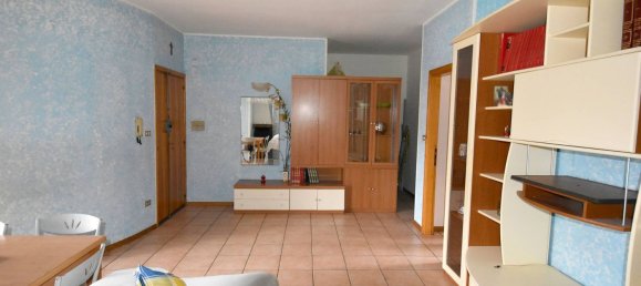 Apartamento de 3 habitaciónes en Folignano, Italy No. 118839 2