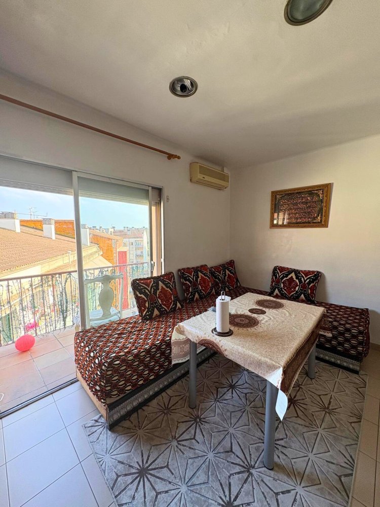 3 bedrooms Apartment in Girona, Spain No. 143802