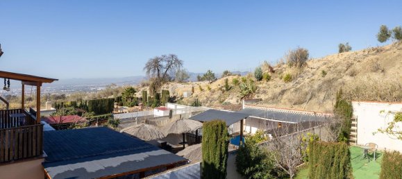 Casa de 4 dormitorios en Jun, Spain No. 94748 31