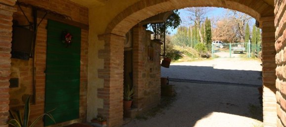 6 Schlafzimmer Haus in Città della Pieve, Italy, Nr. 57175 23