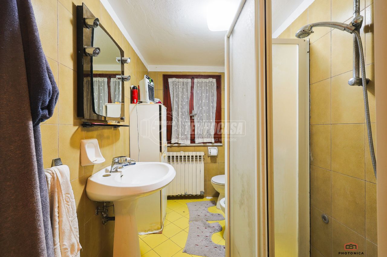 4 غرف نوم منزل في Lugo, Italy رقم 76406