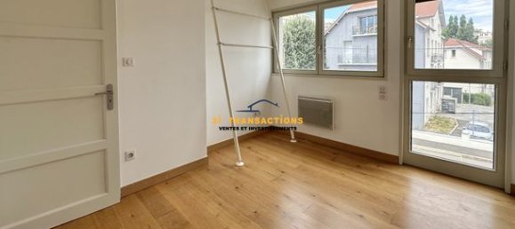 4 bedrooms House in Saint-Etienne, France No. 286591 9