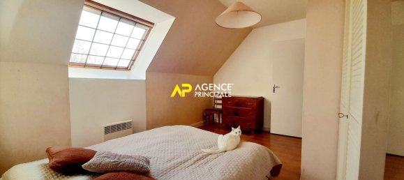 Casa de 4 dormitorios en Argenteuil, France No. 180365 7