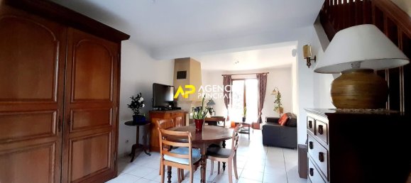 Casa de 4 dormitorios en Argenteuil, France No. 180365 4