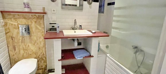 4 bedrooms House in Auxy, France No. 63405 12