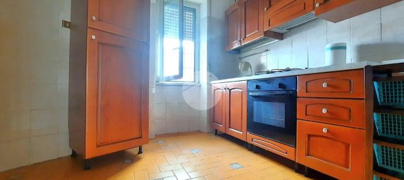 2 bedrooms Apartment in Rome, Italy No. 173366 17