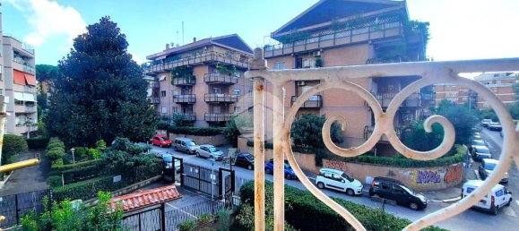 2 bedrooms Apartment in Rome, Italy No. 173366 9