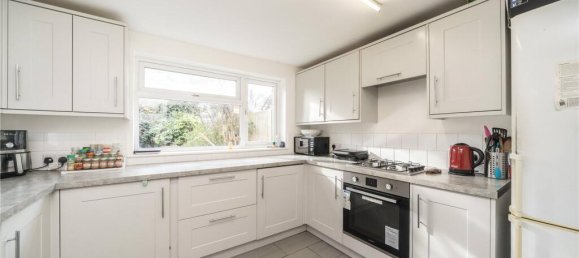 3 bedrooms House in London, United Kingdom No. 12911 8