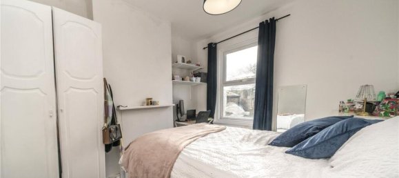 3 bedrooms House in London, United Kingdom No. 12911 10