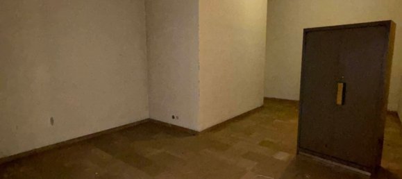 عقار تجاري في Borgomanero, Italy 45متر مربع رقم 316744 2