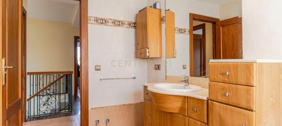 4 غرف نوم منزل في Granada, Spain رقم 171041 9