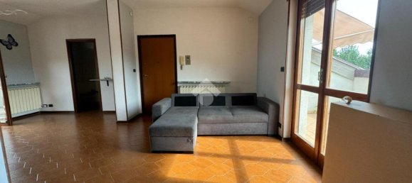 5 rooms Apartment in Verzuolo, Italy No. 17477 6