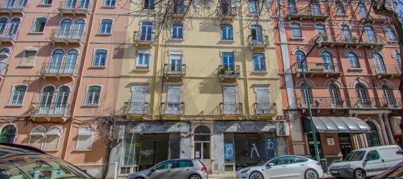 3 bedrooms Apartment in Lisbon, Portugal No. 99628 36