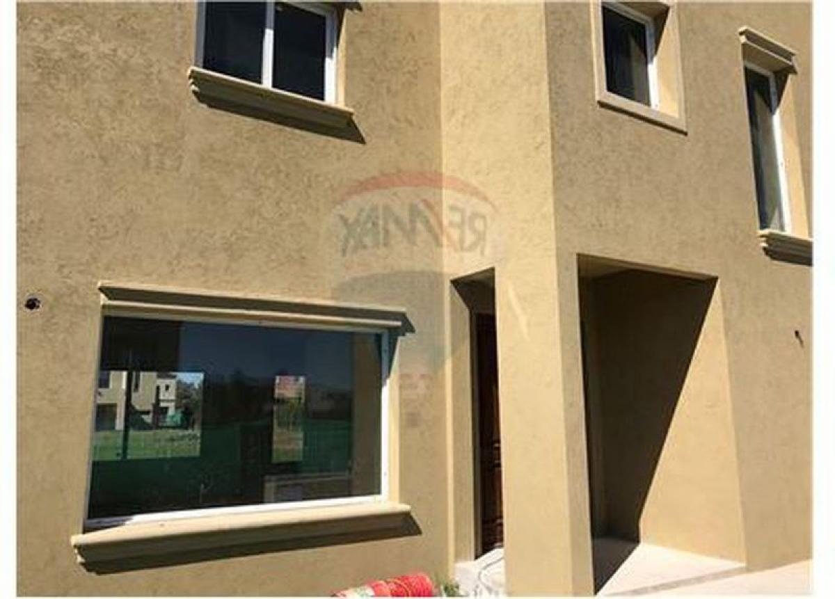 4 Schlafzimmer Haus in Escobar, Argentina, Nr. 51460