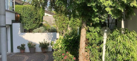 7 rooms House in Leverkusen, Germany No. 357266 3