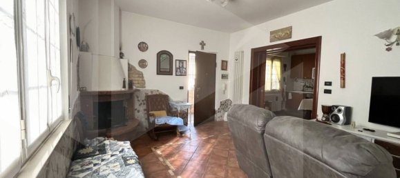 6 rooms House in Montesilvano, Italy No. 21066 10