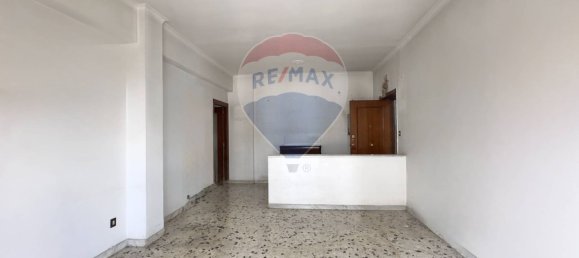 Apartamento de 4 dormitorios en Naples, Italy No. 377390 6