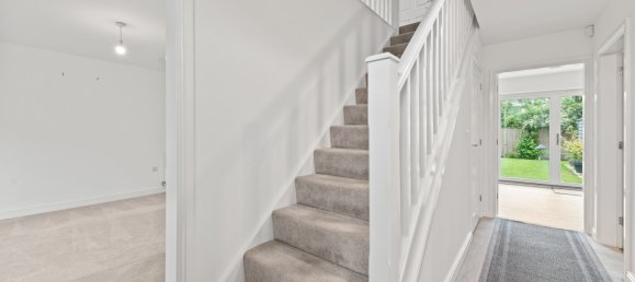 4 Schlafzimmer Haus in Leicester, United Kingdom, Nr. 2428 3