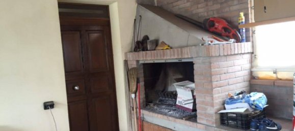 Вилла с 6 комнатами в Равенна, Италия № 23151 12