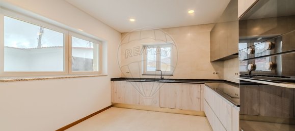 4 Schlafzimmer Haus in Sao Joao da Madeira, Portugal, Nr. 290816 4