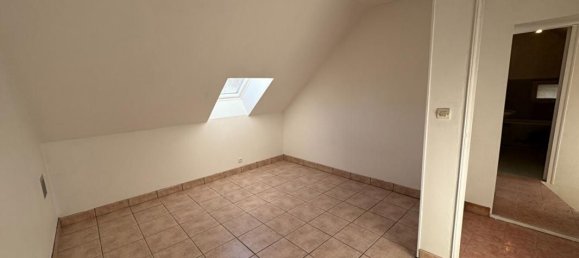 2 bedrooms House in Verberie, France No. 226335 9