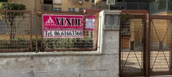  مرآب في Rome, Italy 12متر مربع رقم 178333 3