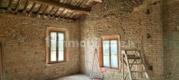 2 bedrooms House in Ravenna, Italy No. 271537 6