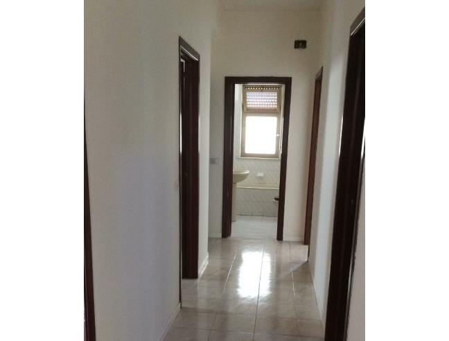 5 rooms Apartment in Belpasso, Italy No. 252387