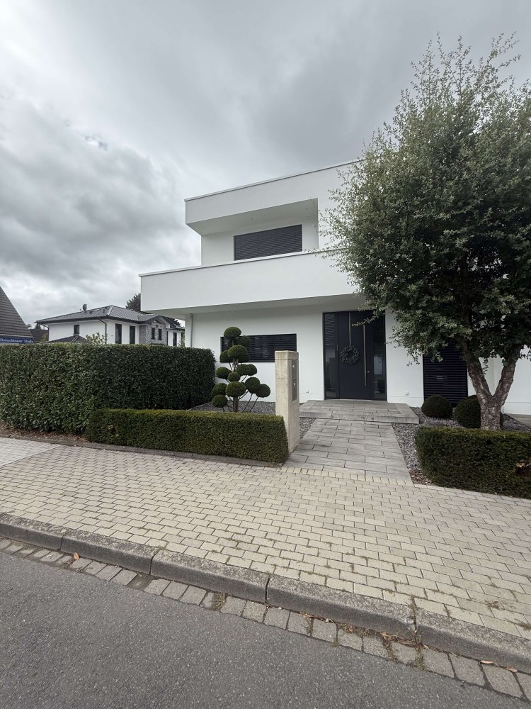 4 bedrooms Townhouse in Rhein-Sieg, Germany No. 277514