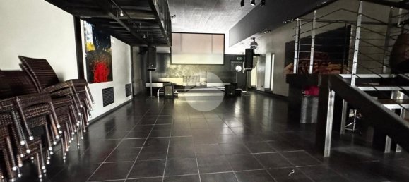 Склад с 4 комнатами в Грассоббьо, Италия № 282213 4