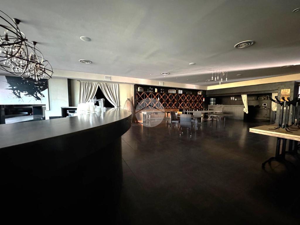 Склад с 4 комнатами в Грассоббьо, Италия № 282213